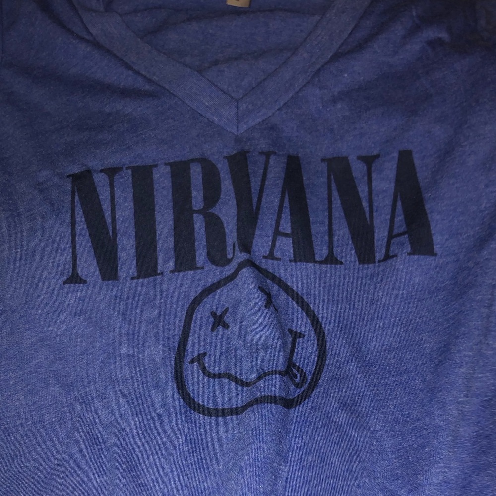 Ladies Small Nirvana VNeck